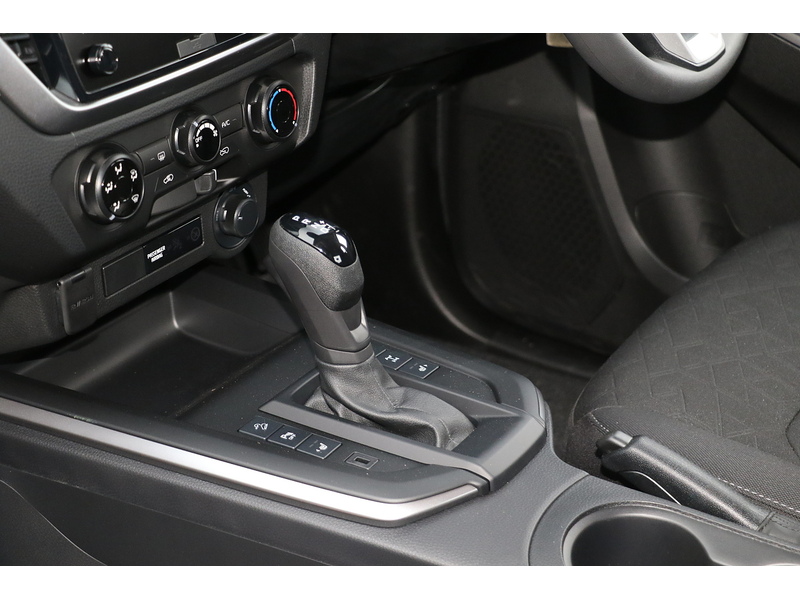 Isuzu Dl20 Dcb Pick Up 1.9 Automatic Diesel