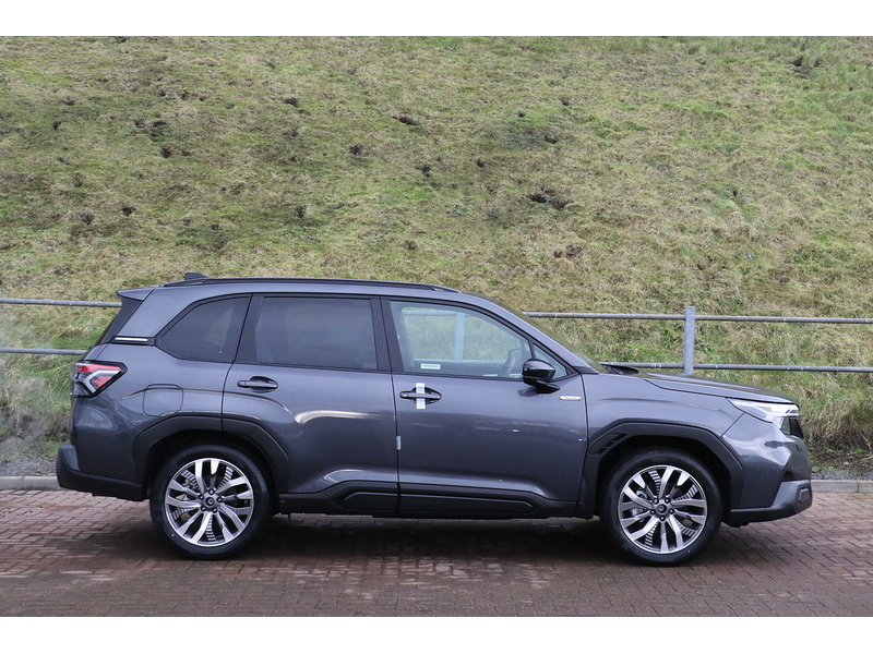 Subaru 2.0 i e-Boxer Touring SUV 5dr Petrol Hybrid Lineartronic 4WD Euro 6 (s/s) (136 ps) Estate 2.0 CVT Petrol/Electric