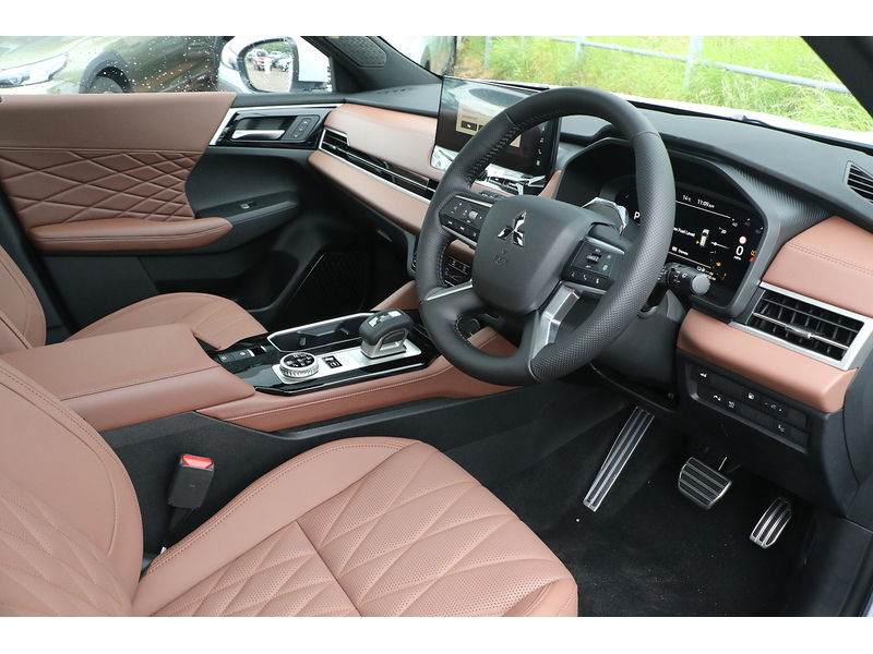 Mitsubishi Diamond Estate 2.4 Auto PHEV