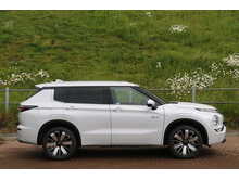Mitsubishi Outlander Diamond 