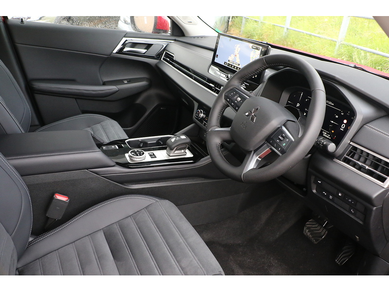 Mitsubishi Nativa SUV 2.4 Auto PHEV