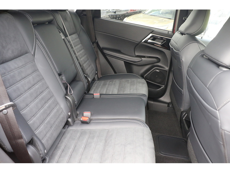 Mitsubishi Nativa SUV 2.4 Auto PHEV