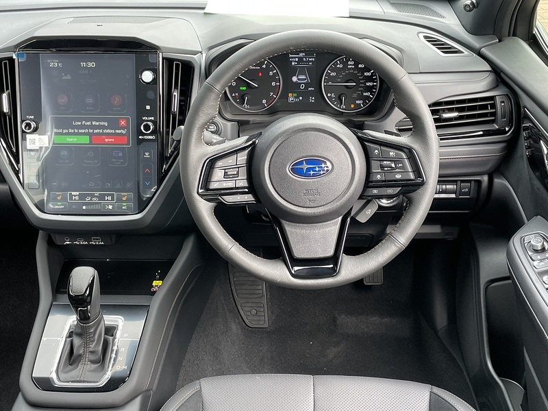 Subaru Touring suv 2000 cvt Petrol Hybrid
