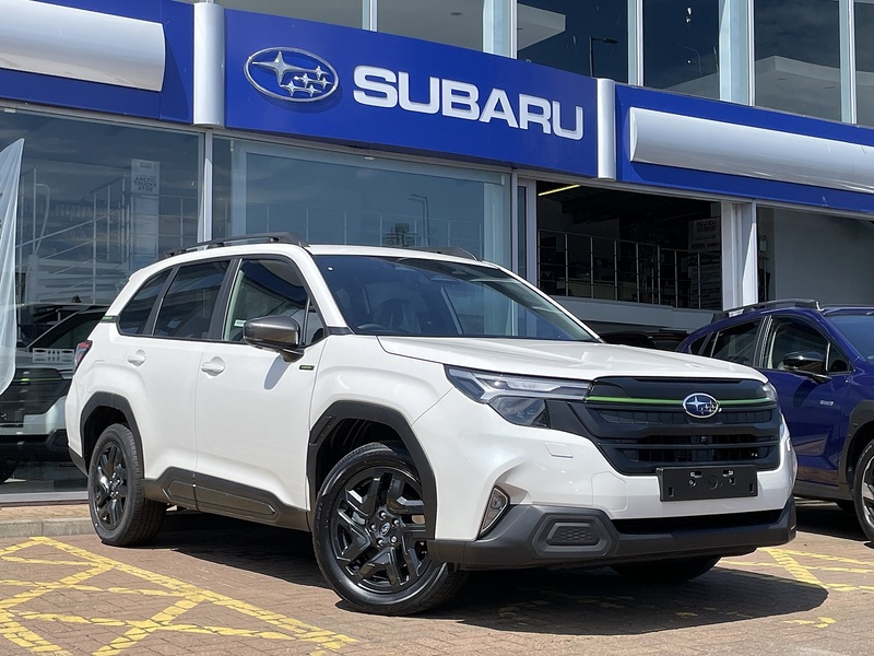 Subaru Field SUV 2000 CVT Petrol / hybrid