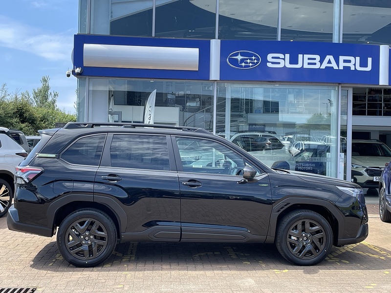 Subaru Field SUV 2000 CVT Petrol / Hybrid