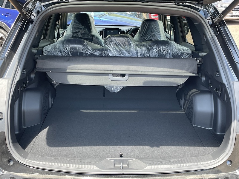 Subaru Field SUV 2000 CVT Petrol / Hybrid