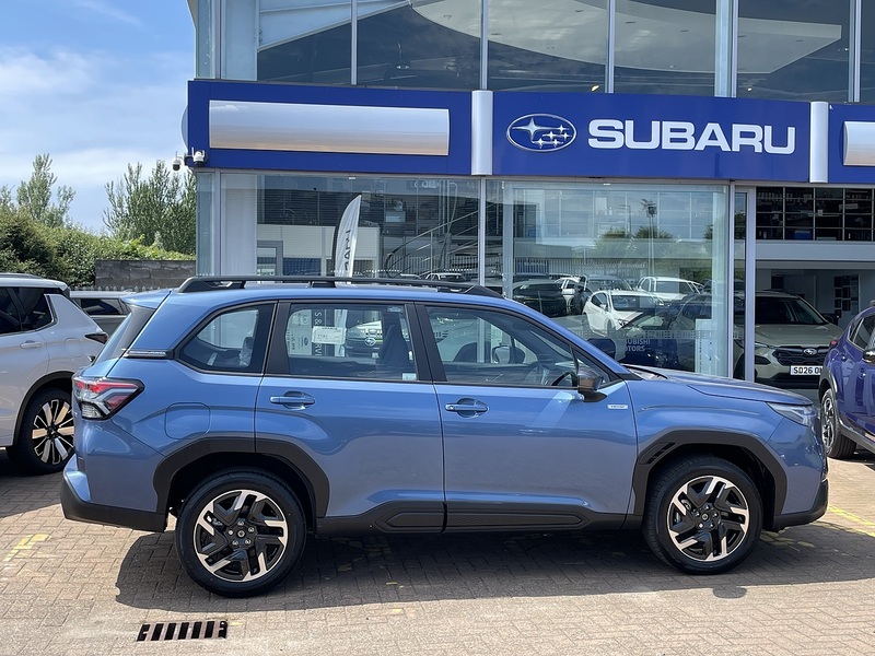 Subaru Limited SUV 2000 CVT Petrol / Hybrid