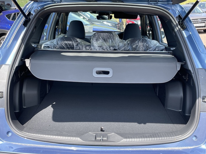 Subaru Limited SUV 2000 CVT Petrol / Hybrid