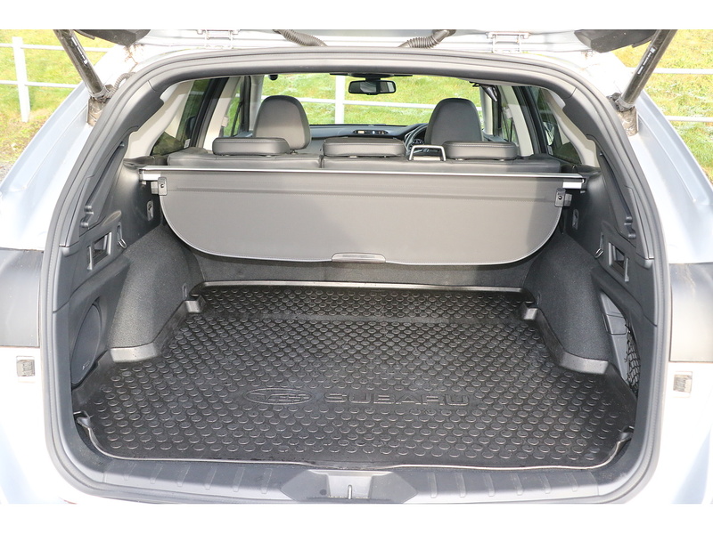 Subaru 2.5i Touring Estate 5dr Petrol Lineartronic 4WD Euro 6 (s/s) (169 ps)