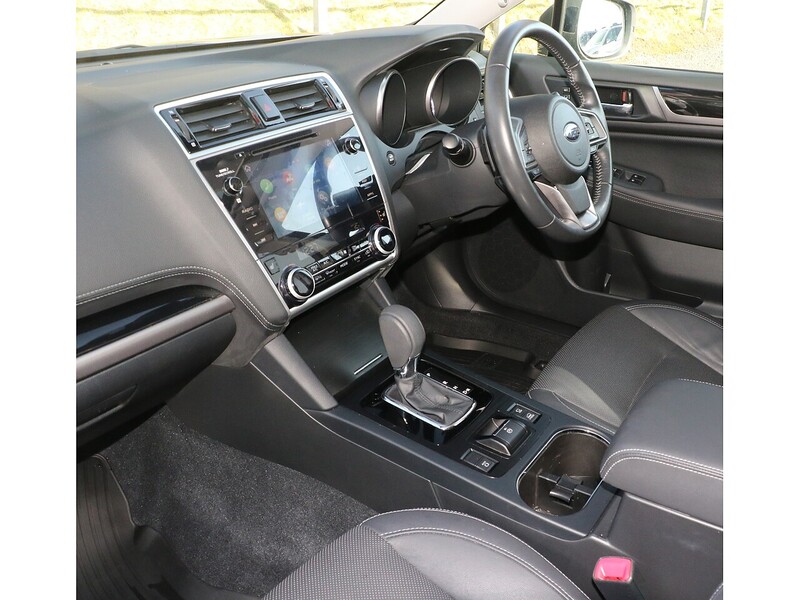 Subaru 2.5i SE Premium Estate 5dr Petrol Lineartronic 4WD Euro 6 (s/s) (175 ps)