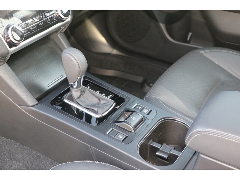 Subaru 2.5i SE Premium Estate 5dr Petrol Lineartronic 4WD Euro 6 (s/s) (175 ps)