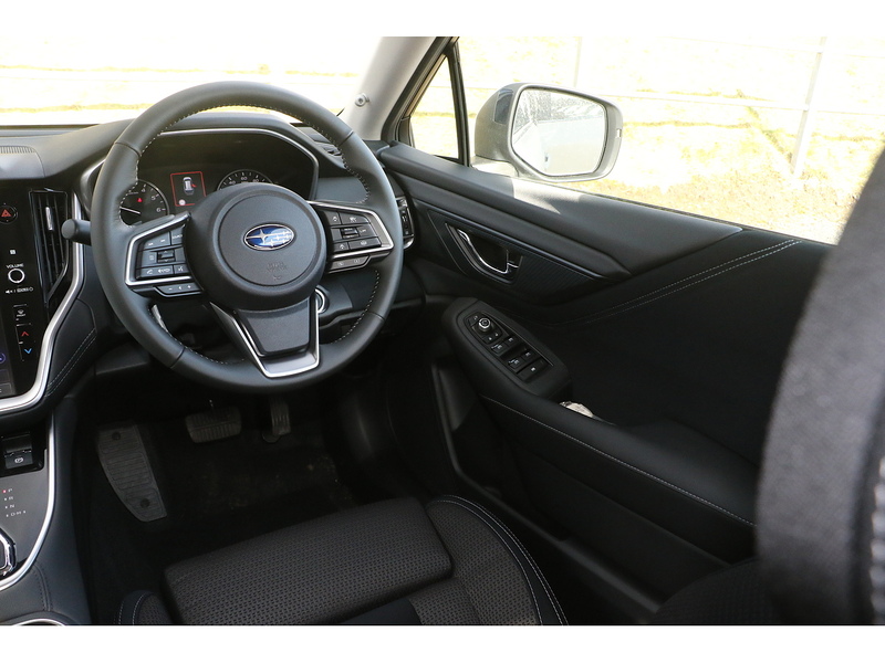 Subaru 2.5i Limited Estate 5dr Petrol Lineartronic 4WD Euro 6 (s/s) (169 ps)