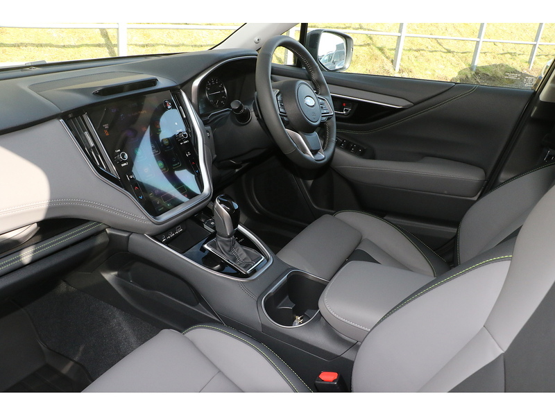 Subaru 2.5i Field Estate 5dr Petrol Lineartronic 4WD Euro 6 (s/s) (169 ps)