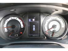 Toyota Hilux D-4D Invincible X 