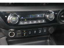 Toyota Hilux D-4D Invincible X 