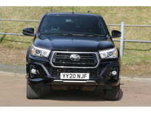 Toyota Hilux D-4D Invincible X 