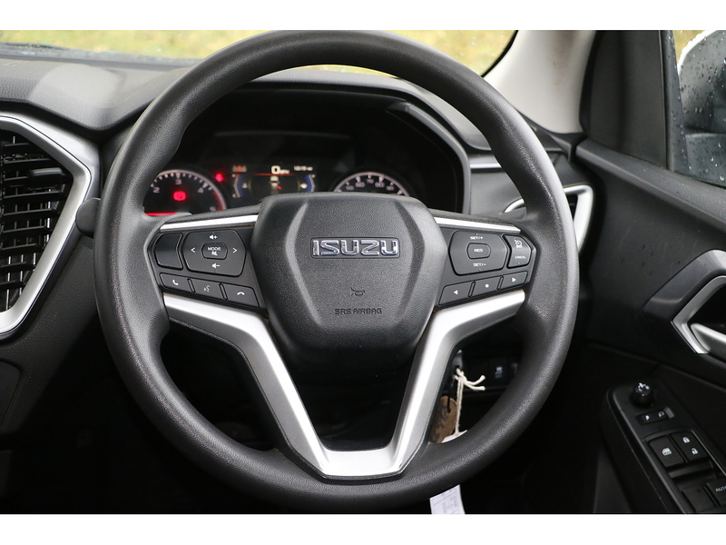 Isuzu 1.9 TD DL20 Pickup Double Cab 4dr Diesel Manual 4WD Euro 6 (s/s) (164 ps)