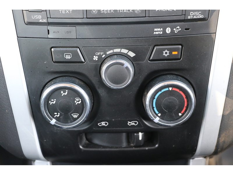 Isuzu 2.5 TD Yukon Pickup 4dr Diesel Manual 4x4 (192 g/km, 161 bhp)