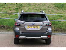 Subaru Outback Touring 