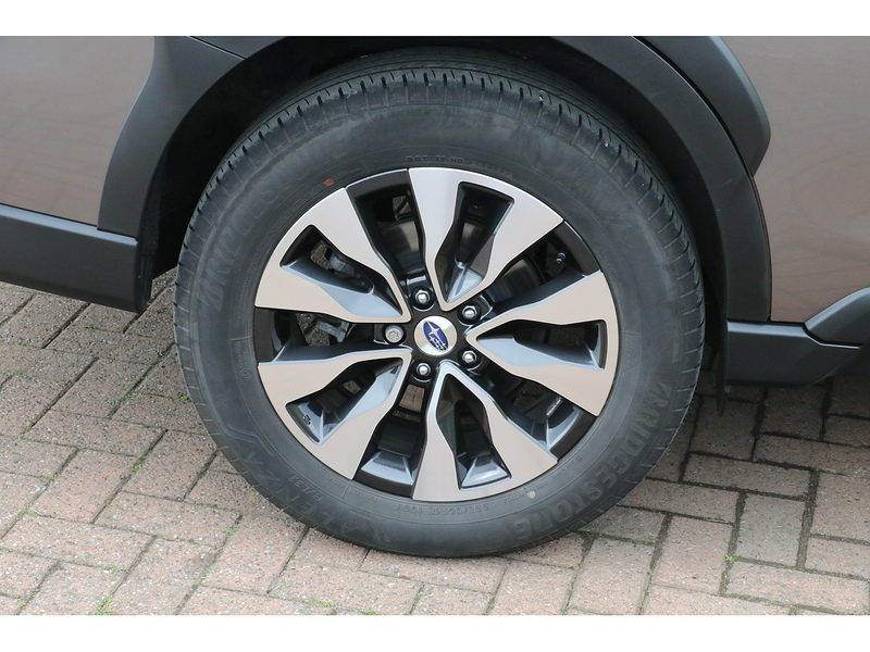 Subaru Touring Estate 2.5 CVT Petrol