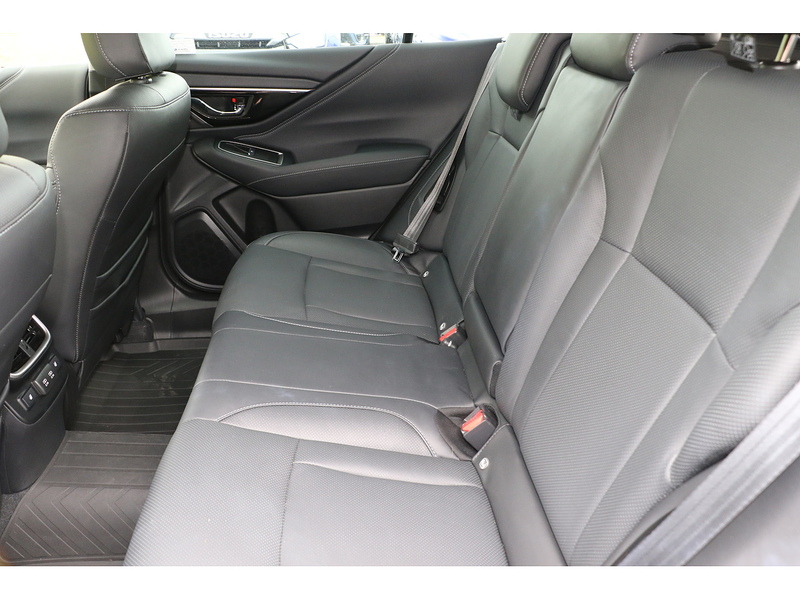 Subaru Touring Estate 2.5 CVT Petrol