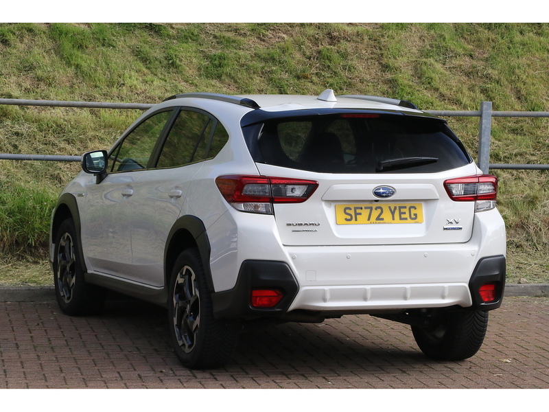 Subaru 2.0 i e-Boxer SE Premium SUV 5dr Petrol Hybrid Lineartronic 4WD Euro 6 (s/s) (150 ps)