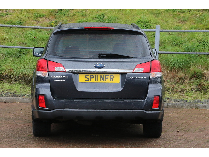 Subaru 2.5i SE Estate 5dr Petrol Lineartronic 4WD Euro 5 (SNavPlus) (167 ps)