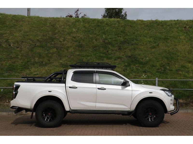 Isuzu 1.9 TD Arctic Trucks AT35 Pickup Double Cab 4dr Diesel Manual 4WD Euro 6 (s/s) (164 ps)