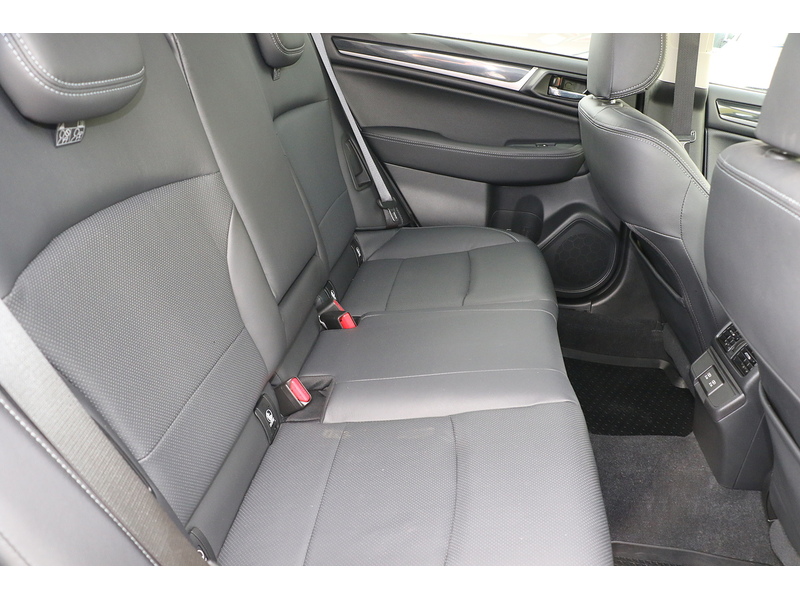 Subaru 2.5i SE Premium Estate 5dr Petrol Lineartronic 4WD Euro 6 (s/s) (175 ps)