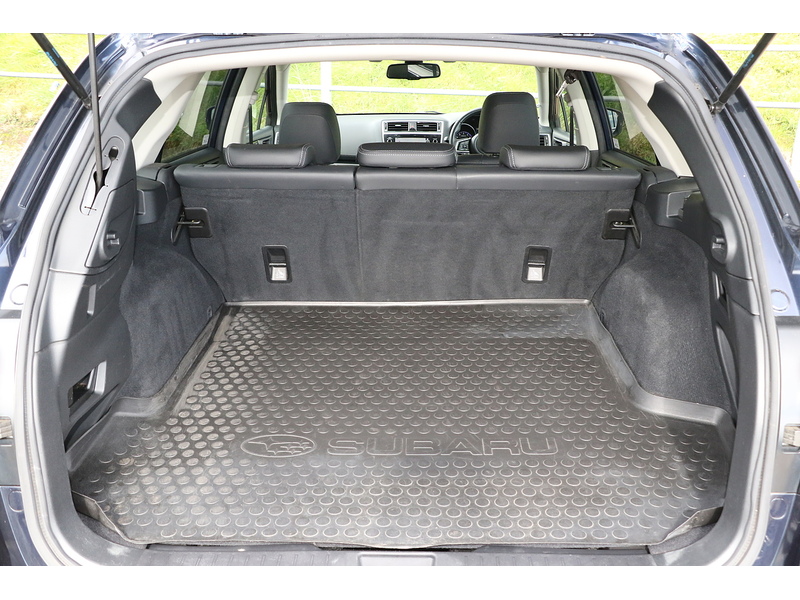 Subaru 2.5i SE Premium Estate 5dr Petrol Lineartronic 4WD Euro 6 (s/s) (175 ps)