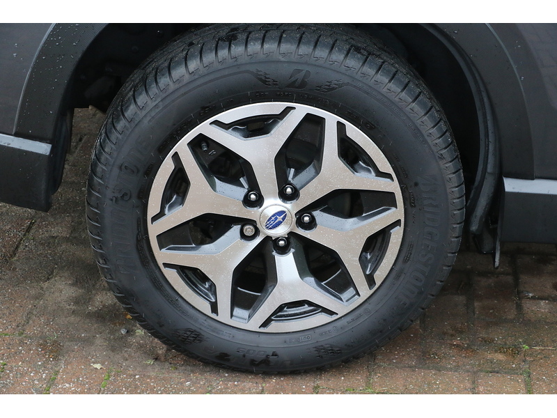 Subaru 2.0 i e-Boxer XE SUV 5dr Petrol Hybrid Lineartronic 4WD Euro 6 (s/s) (150 ps)