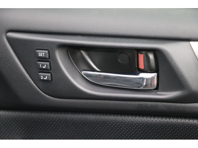 Subaru 2.0D SE Premium Estate 5dr Diesel Lineartronic 4WD Euro 6 (150 ps)