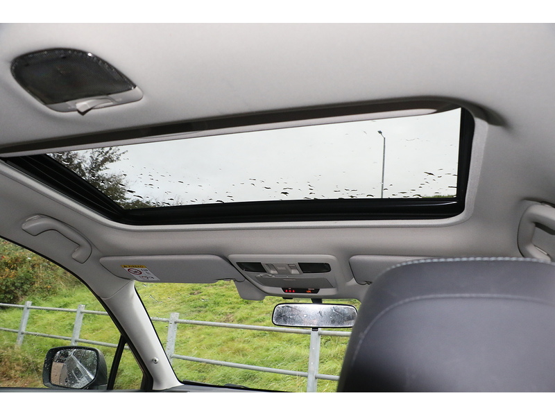 Subaru 2.0D SE Premium Estate 5dr Diesel Lineartronic 4WD Euro 6 (150 ps)