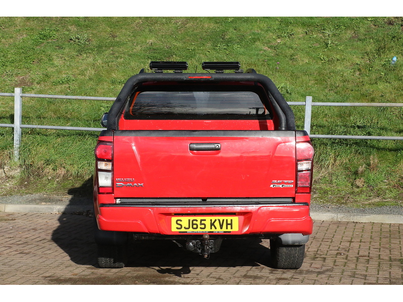 Isuzu 2.5 TD Fury Pickup 4dr Diesel Manual 4x4 (192 g/km, 161 bhp)