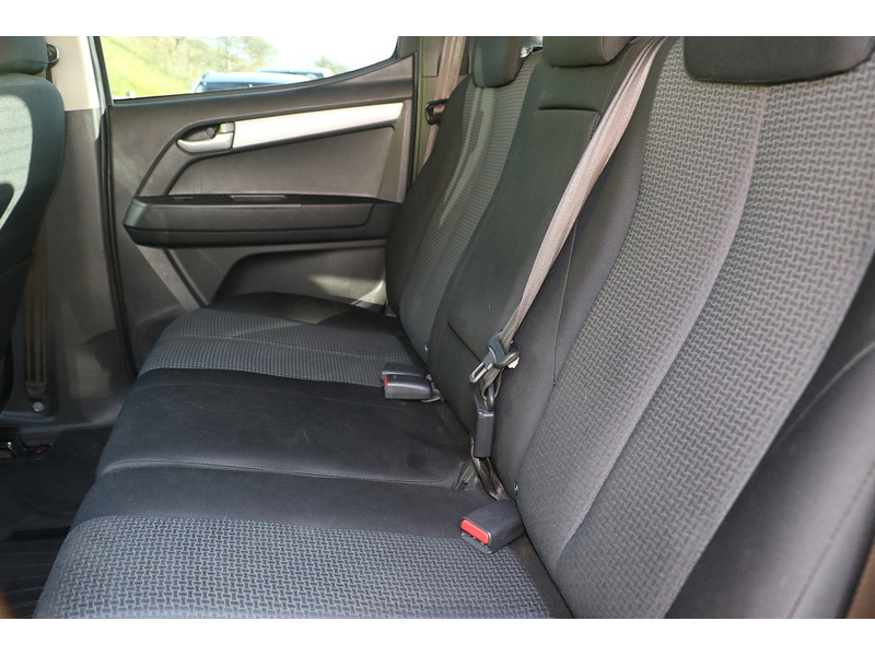 Isuzu 2.5 TD Fury Pickup 4dr Diesel Manual 4x4 (192 g/km, 161 bhp)