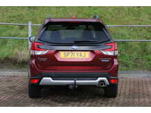 Subaru Forester i e-Boxer XE Premium 