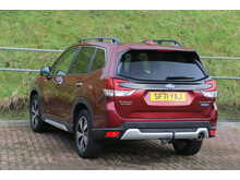 Subaru Forester i e-Boxer XE Premium 