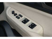 Subaru Outback i SE Premium 