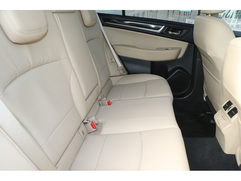 Subaru 2.5i SE Premium Estate 5dr Petrol Lineartronic 4WD Euro 6 (s/s) (175 ps)