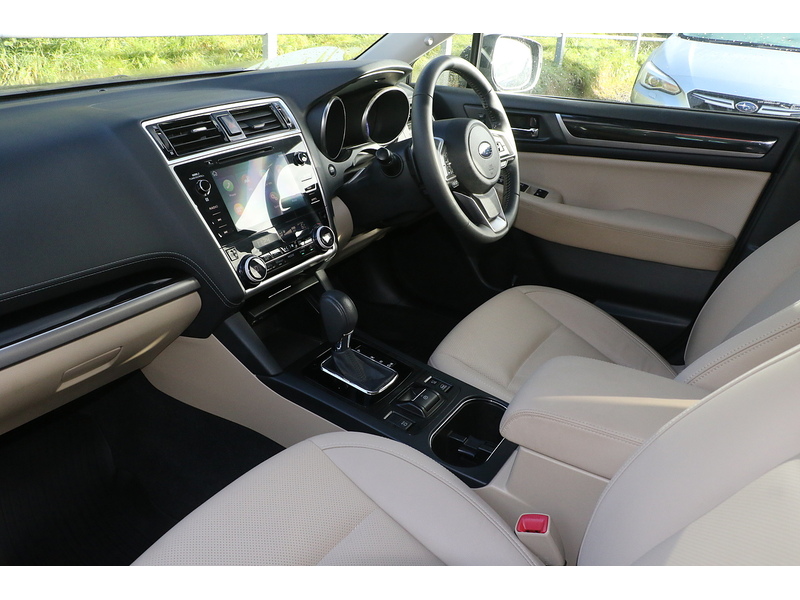 Subaru 2.5i SE Premium Estate 5dr Petrol Lineartronic 4WD Euro 6 (s/s) (175 ps)