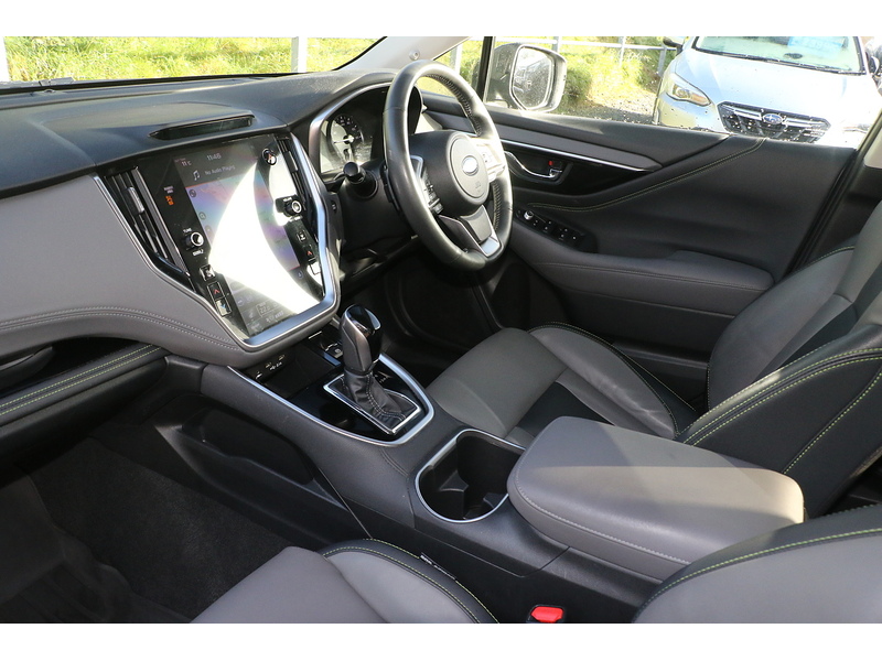 Subaru 2.5i Field Estate 5dr Petrol Lineartronic 4WD Euro 6 (s/s) (169 ps)