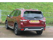 Subaru Forester i e-Boxer XE Premium 