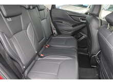 Subaru Forester i e-Boxer XE Premium 