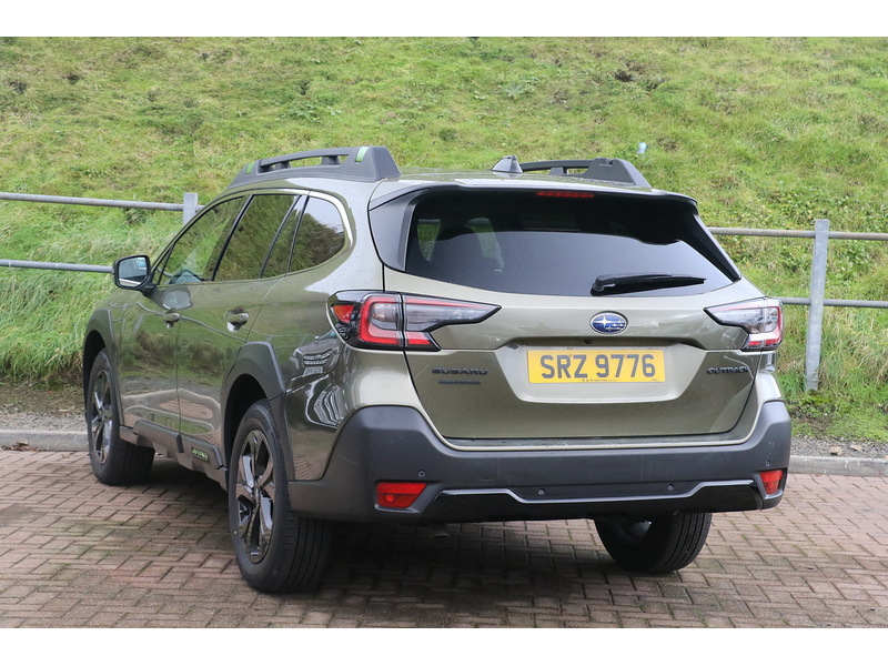 Subaru 2.5i Field Estate 5dr Petrol Lineartronic 4WD Euro 6 (s/s) (169 ps)