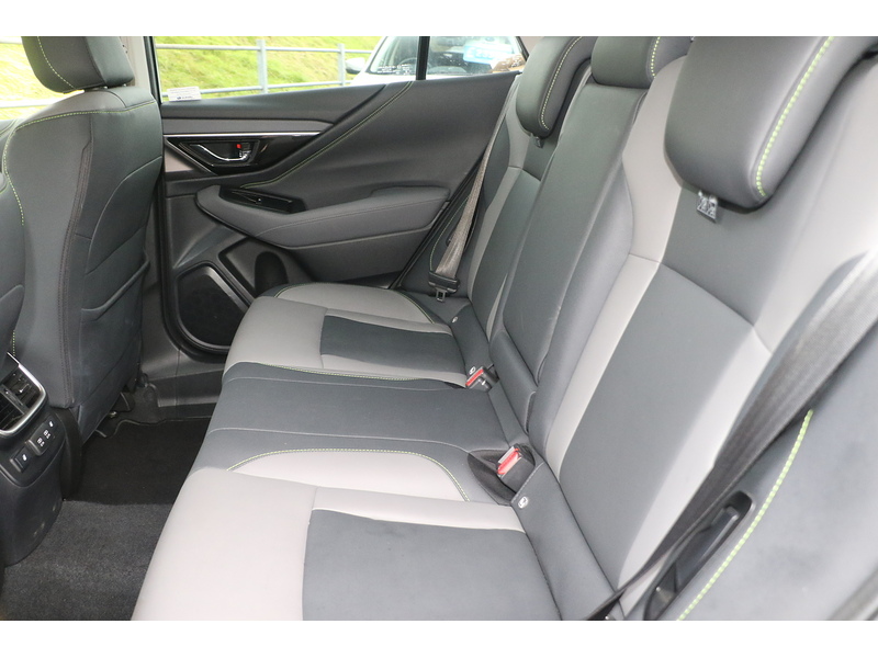 Subaru 2.5i Field Estate 5dr Petrol Lineartronic 4WD Euro 6 (s/s) (169 ps)