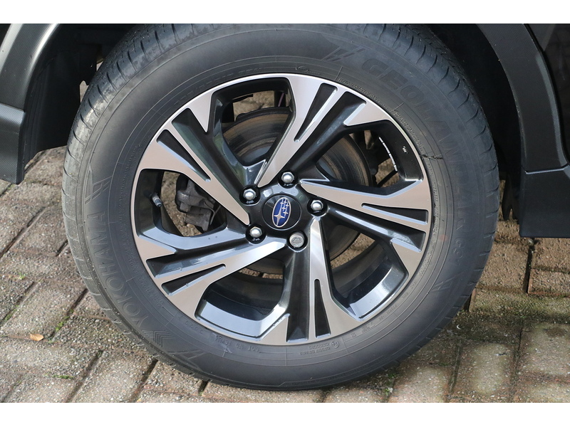 Subaru 2.0 i e-Boxer Limited SUV 5dr Petrol Hybrid Lineartronic 4WD Euro 6 (s/s) (136 ps)