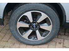 Subaru Forester i XE Premium 