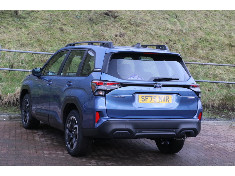 Subaru 2.0 i e-Boxer Limited SUV 5dr Petrol Hybrid Lineartronic 4WD Euro 6 (s/s) (136 ps)