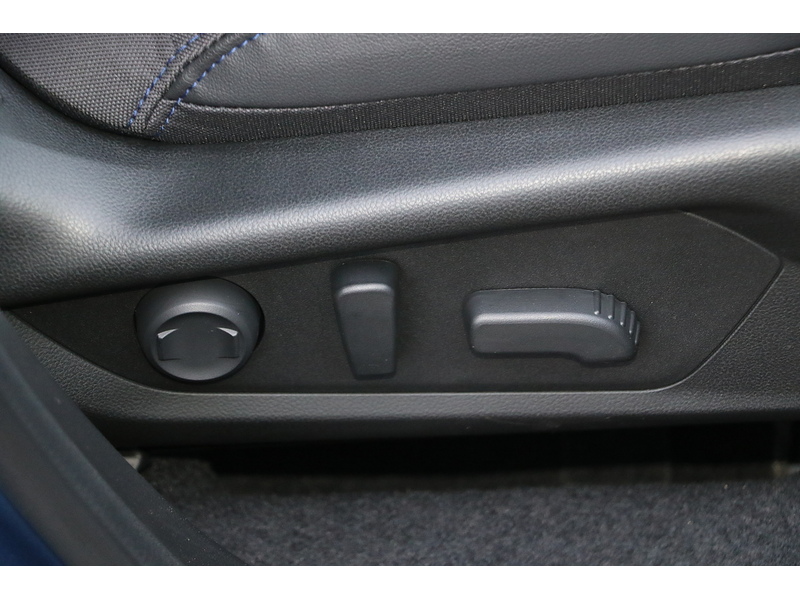 Subaru 2.0 i e-Boxer Limited SUV 5dr Petrol Hybrid Lineartronic 4WD Euro 6 (s/s) (136 ps)