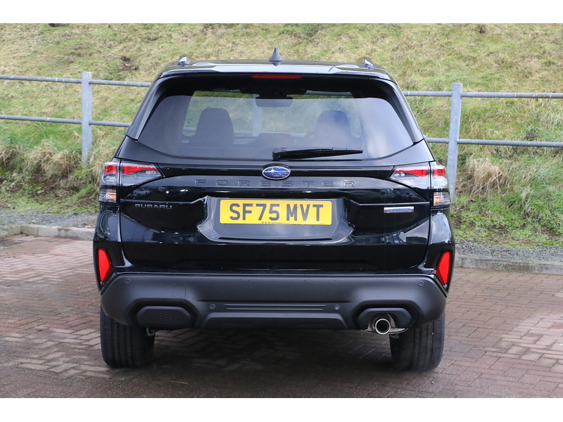 Subaru 2.0 i e-Boxer Touring SUV 5dr Petrol Hybrid Lineartronic 4WD Euro 6 (s/s) (136 ps)